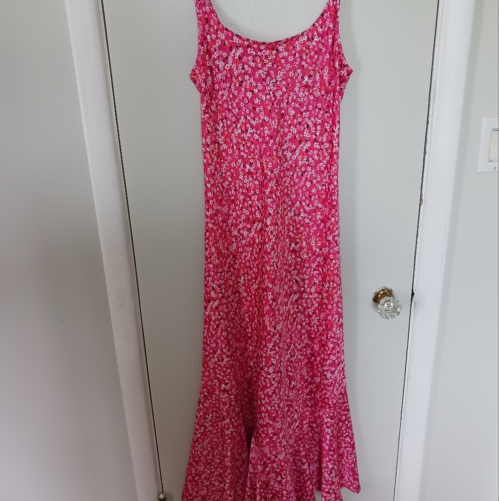 NWOT floral slip dress. Dynamite.
